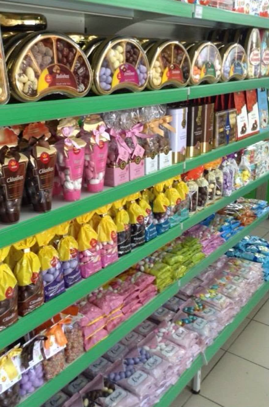 Produtos de Páscoa no Mercado da Forca